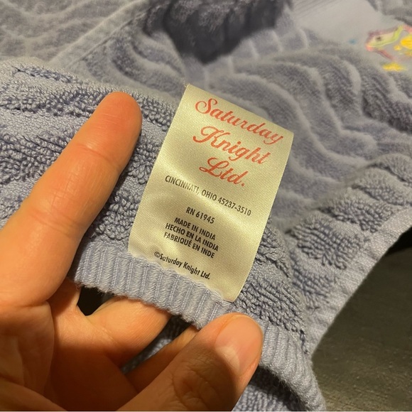 SET Of 2 Saturday KNIGHT VTG Blue FISH Embroidered FINGERTIP Hand TOWEL 16”x10” - Picture 2 of 8